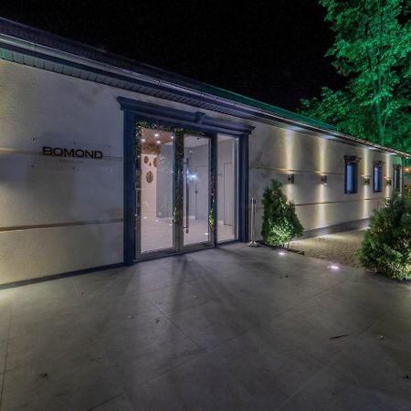 Vila Bomond Hotell Edinet Exteriör bild